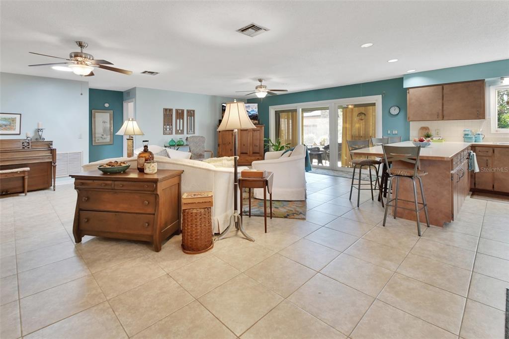 890 Lancaster Road DeLand, FL 32720 - Photo 3 of 38 Gallery Image 3