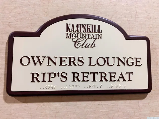 a view of sign board