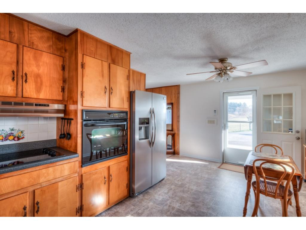 4276 Reedy Creek Road Bristol, VA 24202 - Photo 11 of 33 Photo 11