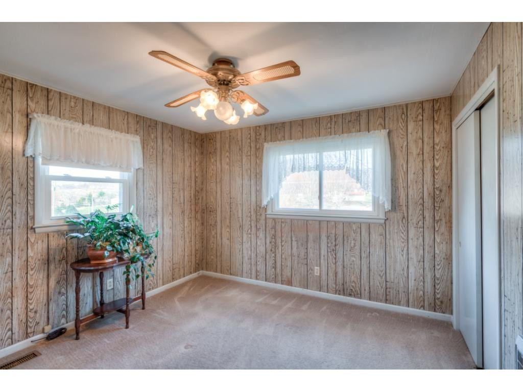 4276 Reedy Creek Road Bristol, VA 24202 - Photo 16 of 33 Photo 16