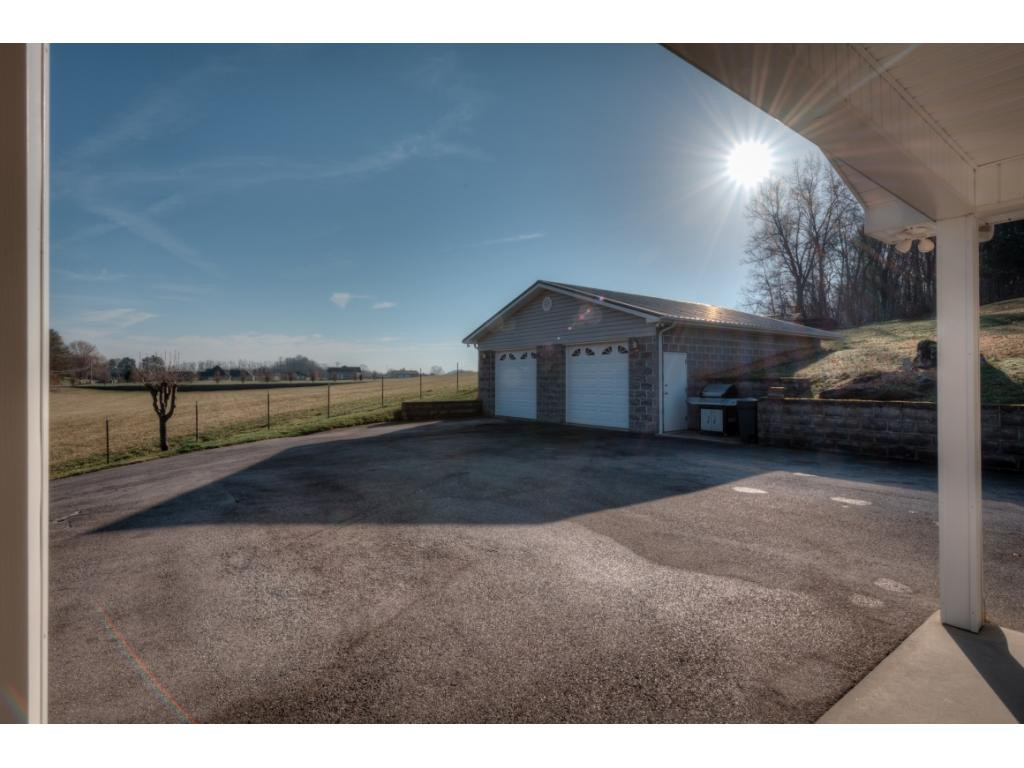 4276 Reedy Creek Road Bristol, VA 24202 - Photo 26 of 33 Photo 26