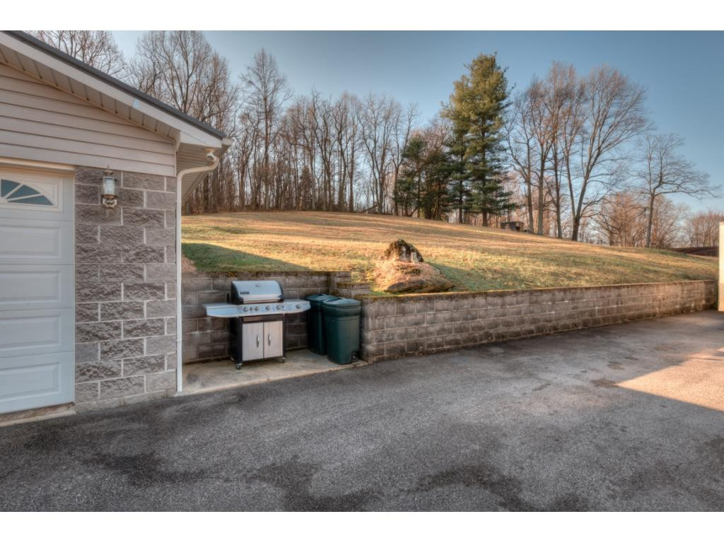 4276 Reedy Creek Road Bristol, VA 24202 - Photo 28 of 33 Photo 28