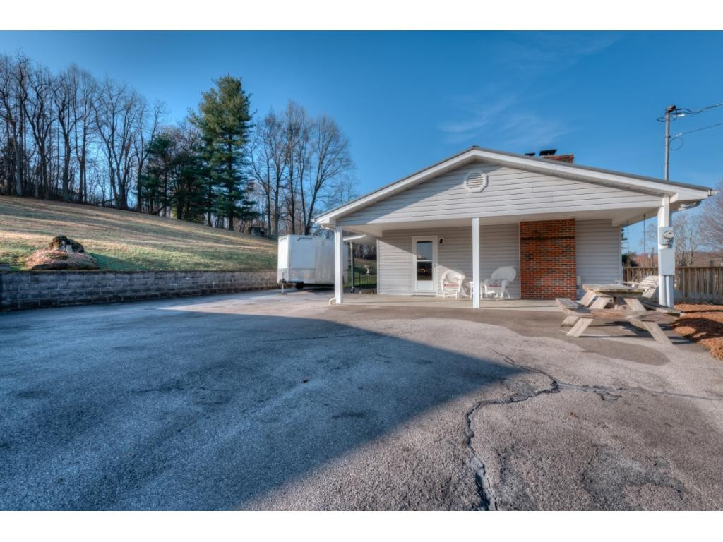 4276 Reedy Creek Road Bristol, VA 24202 - Photo 30 of 33 Photo 30