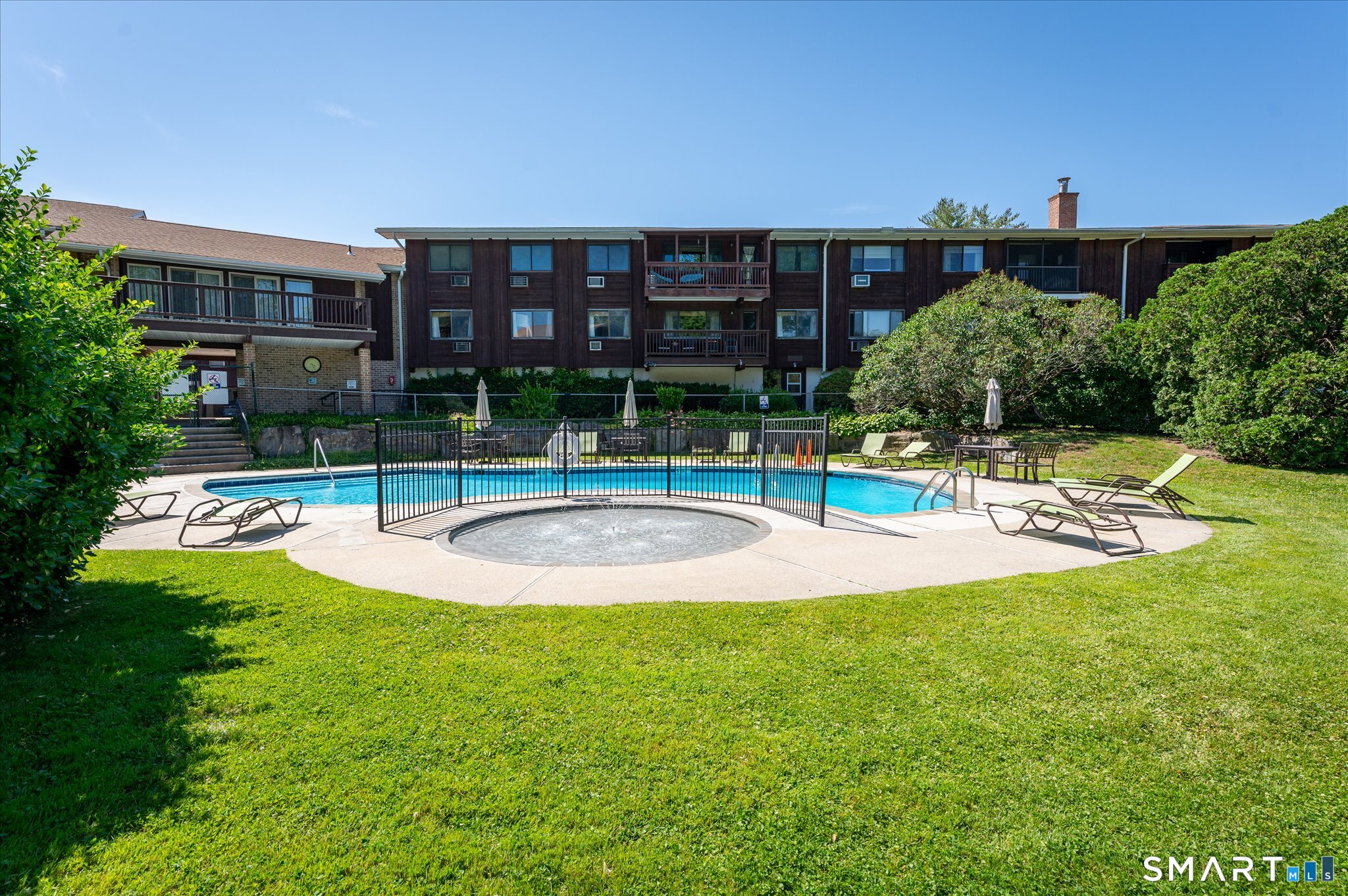 154 Cold Spring Road, Unit 23 Stamford, CT 06905 - Photo 30 of 34