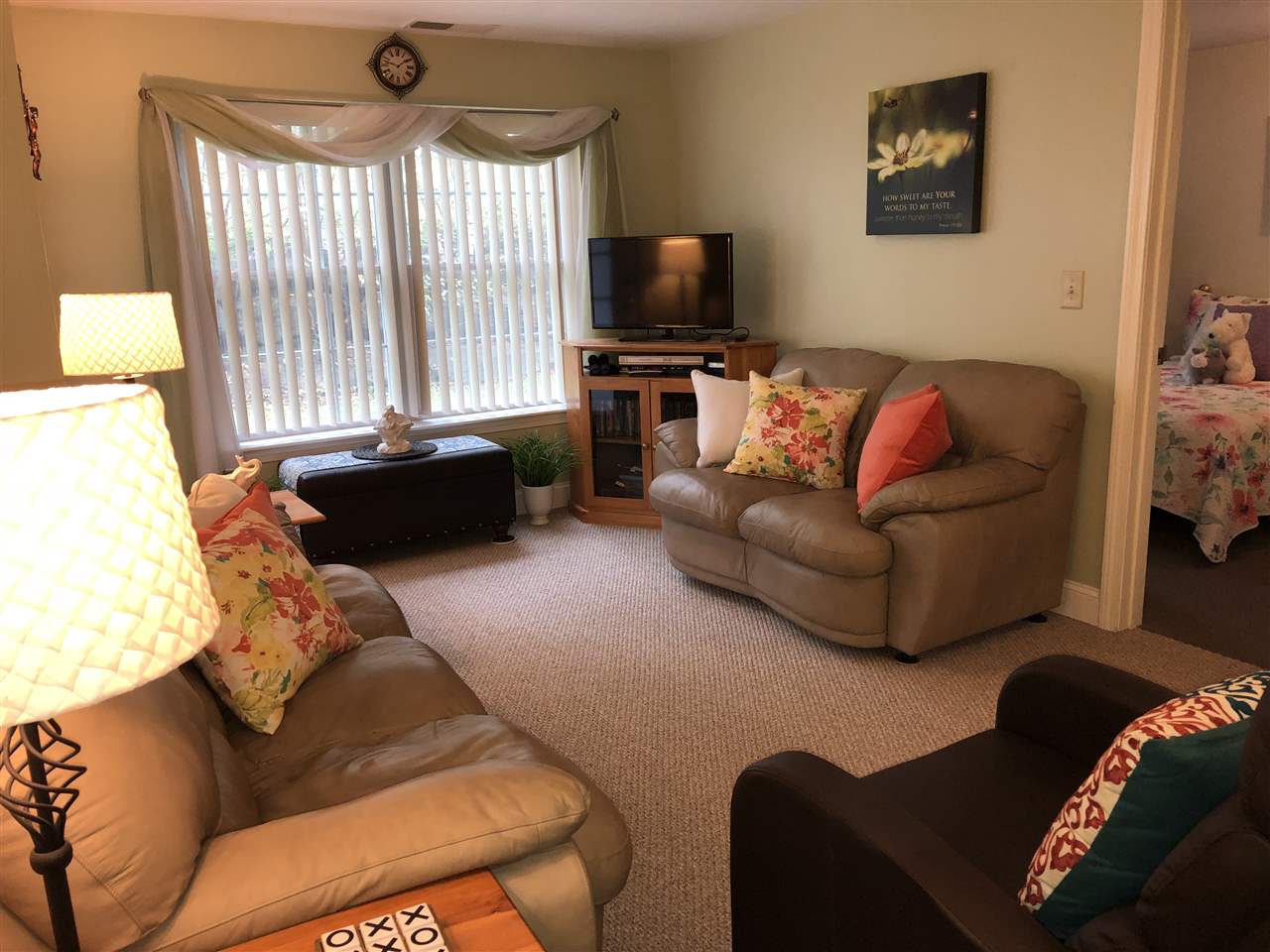 40 Eastern Avenue, Unit 104 Manchester, NH 03104 - Photo 2 of 22