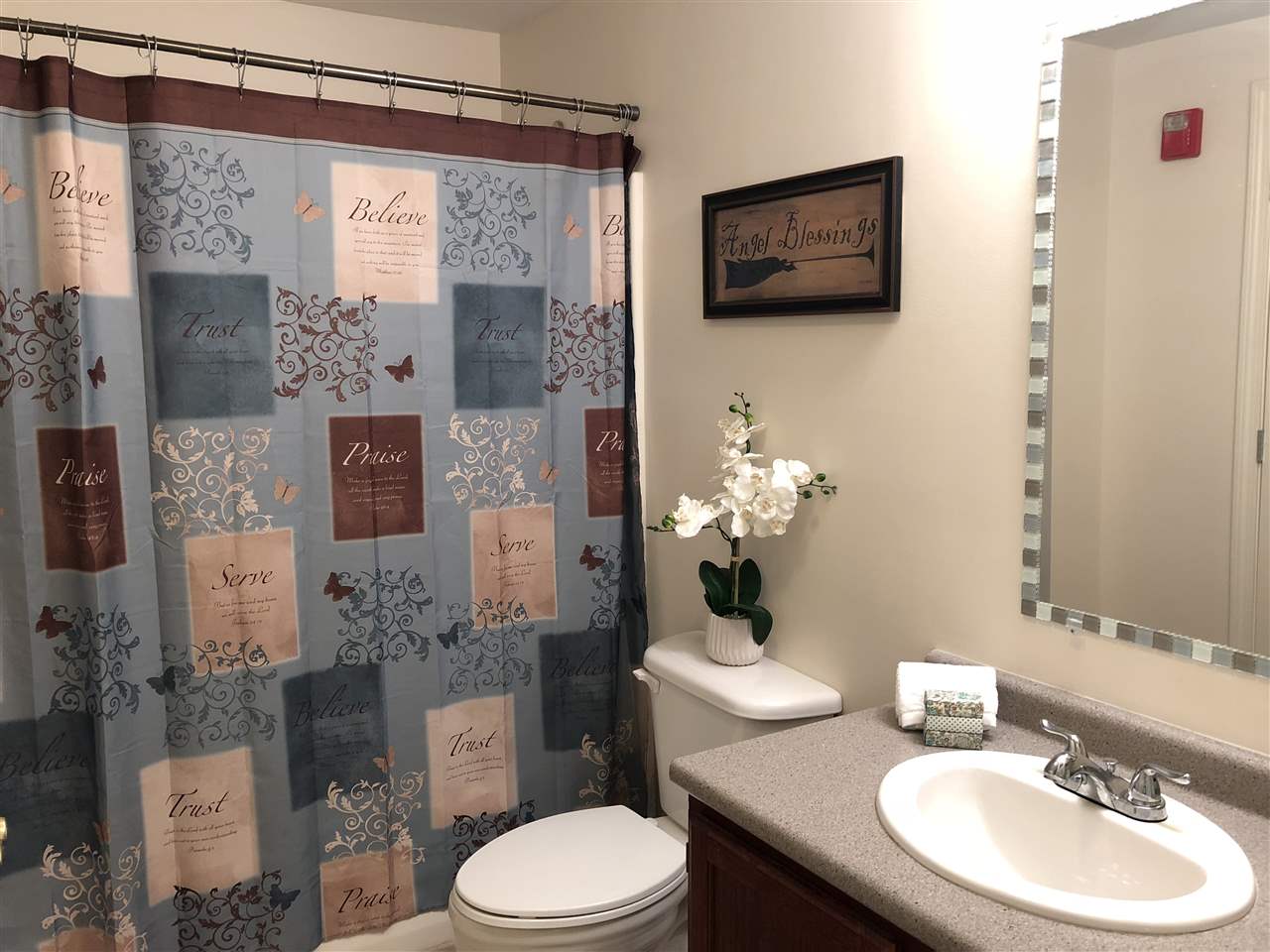 40 Eastern Avenue, Unit 104 Manchester, NH 03104 - Photo 5 of 22