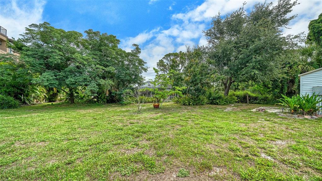 621 Alhambra Road Venice, FL 34285 - Photo 39 of 53