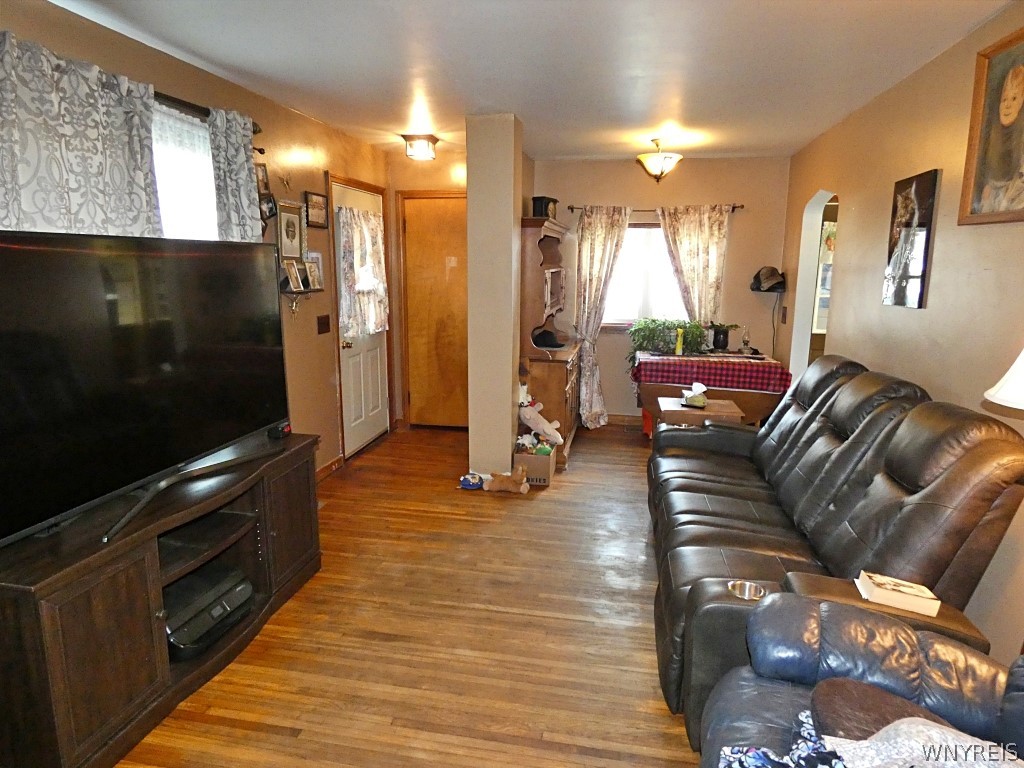 10209 Broadway Road Persia, NY 14070 - Photo 20 of 50
