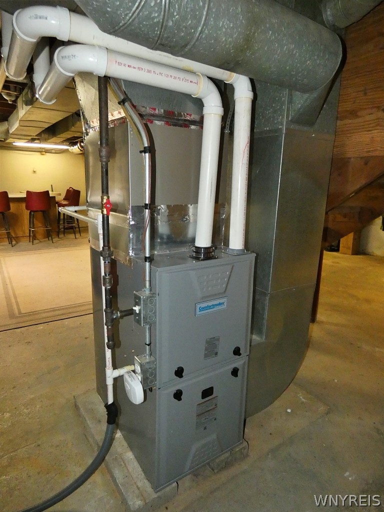 10209 Broadway Road Persia, NY 14070 - Photo 37 of 50