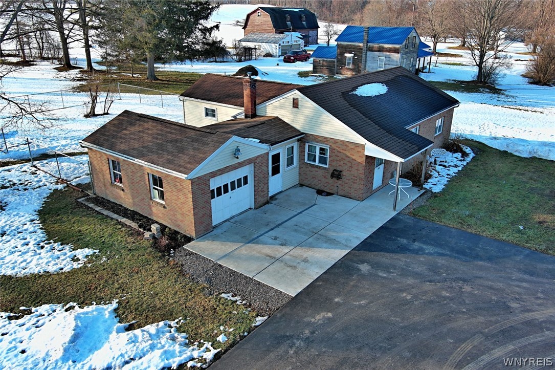 10209 Broadway Road Persia, NY 14070 - Photo 5 of 50