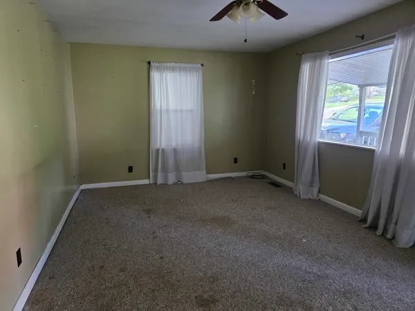 $32,500 | 147 North McHenry Street, Equality, IL 62934