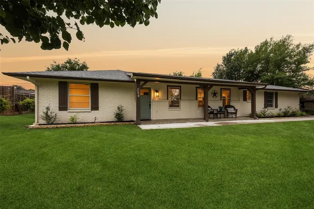 $499,900 | 208 East 7th Street, Prosper, TX 75078