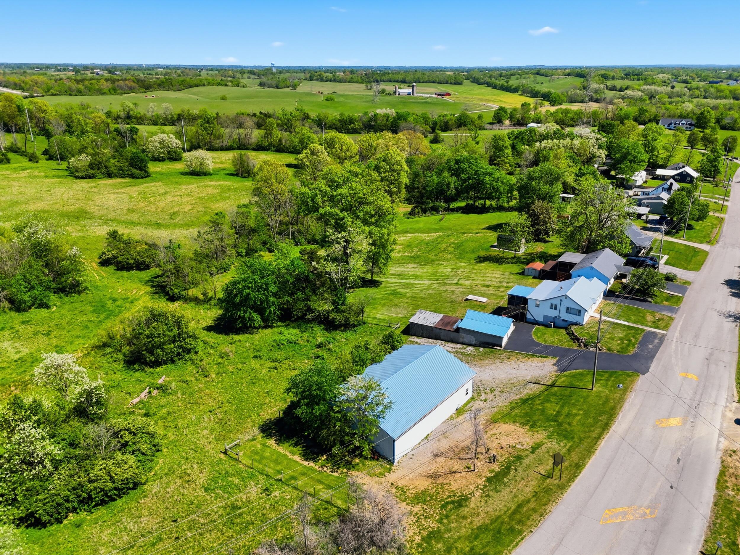 817 Bellows Mill Road Harrodsburg, KY 40330 - Photo 38 of 41 37_dji_fly_20260417_145344_0773_17764525