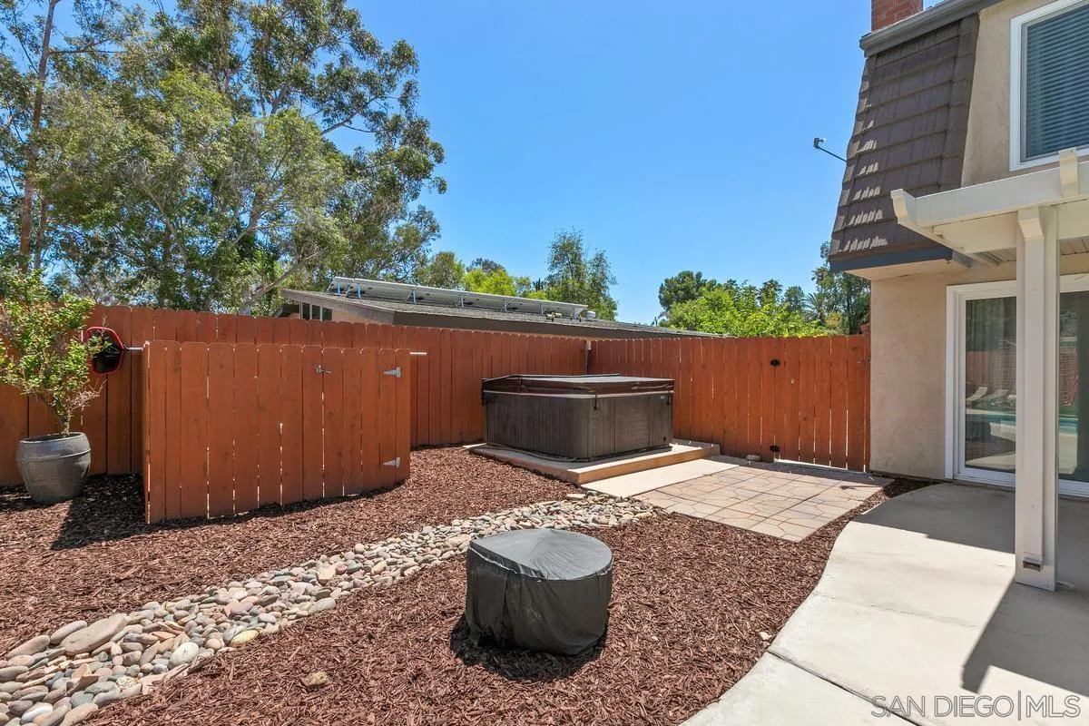 14437 Hillndale Way Poway, CA 92064 - Photo 31 of 35 a outdoor view with a sitting space
