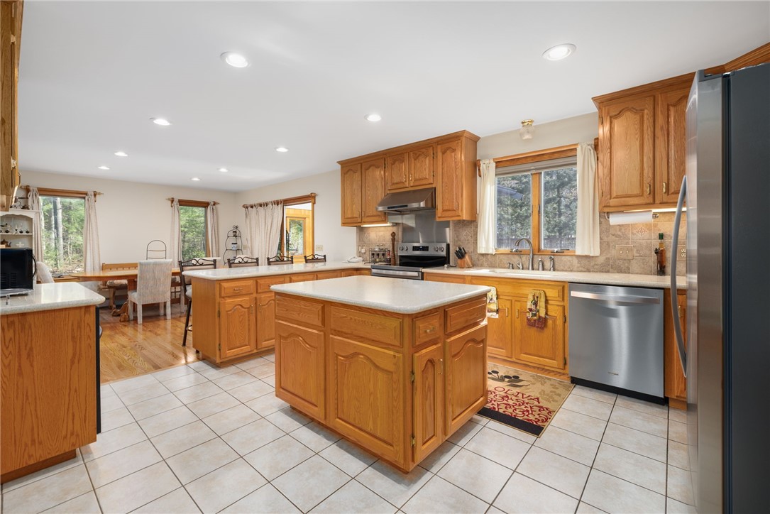 10 Oak Hill Road Scituate, RI 02831 - Photo 10 of 50