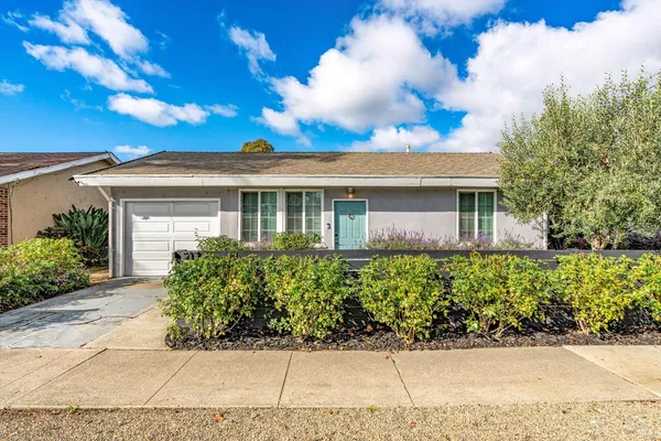 $729,000 | 217 South Coombs Street, Napa, CA 94559
