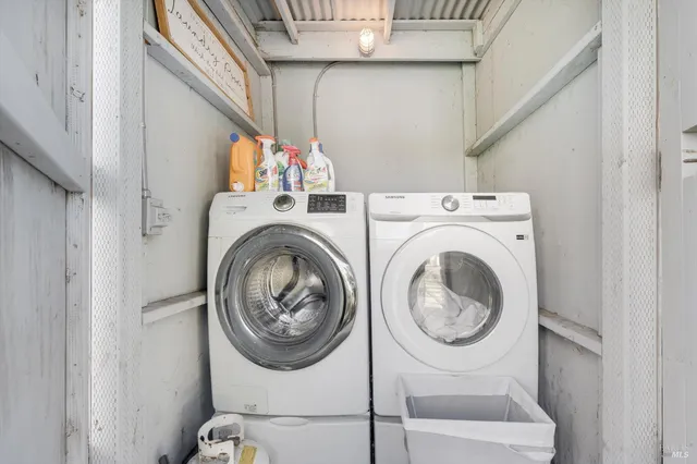 $729,000 | 217 South Coombs Street, Napa, CA 94559