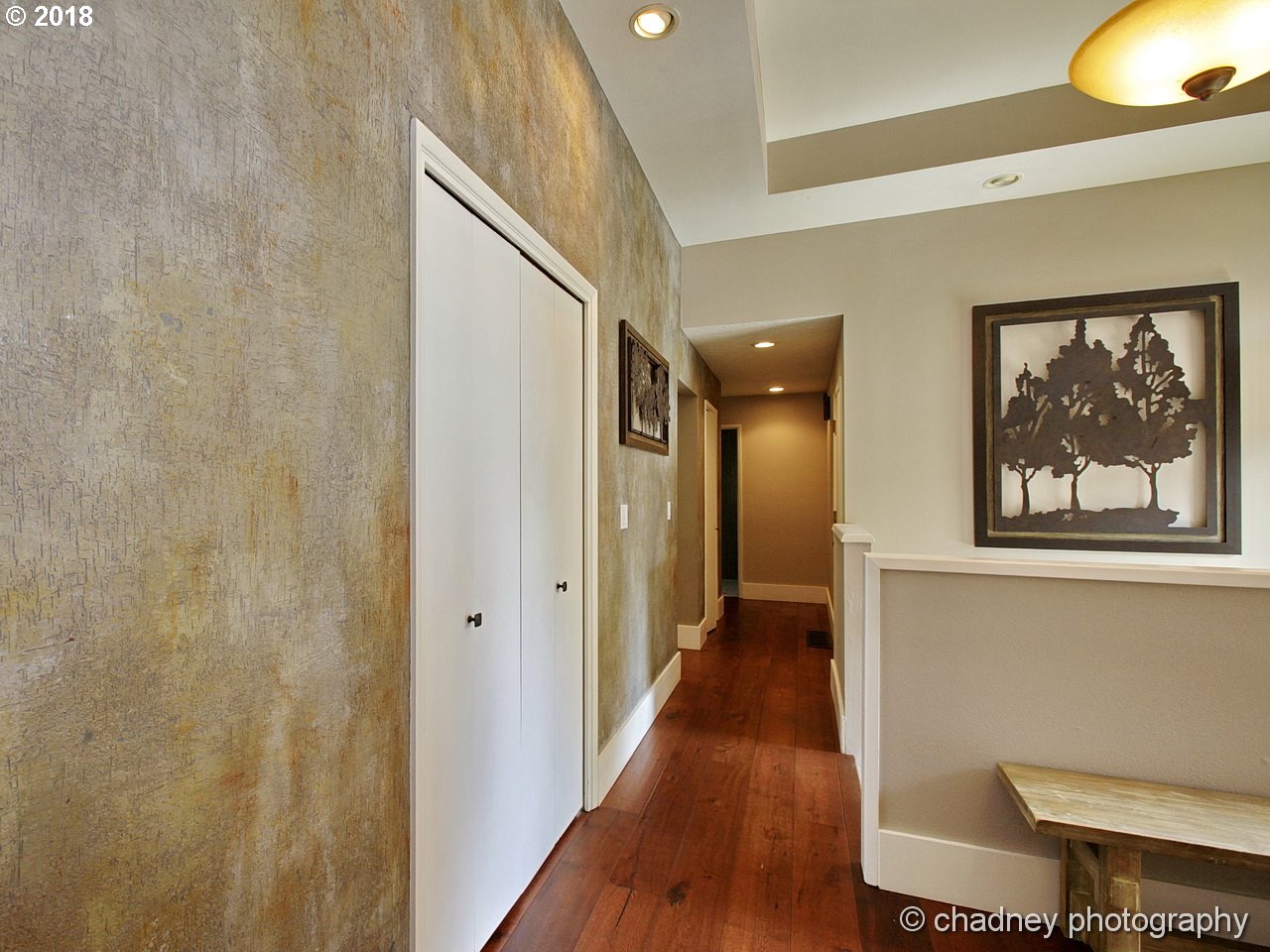 6215 Southwest Jan Tree Court Portland, OR 97219 - Photo 6 of 32 Gallery Image 6