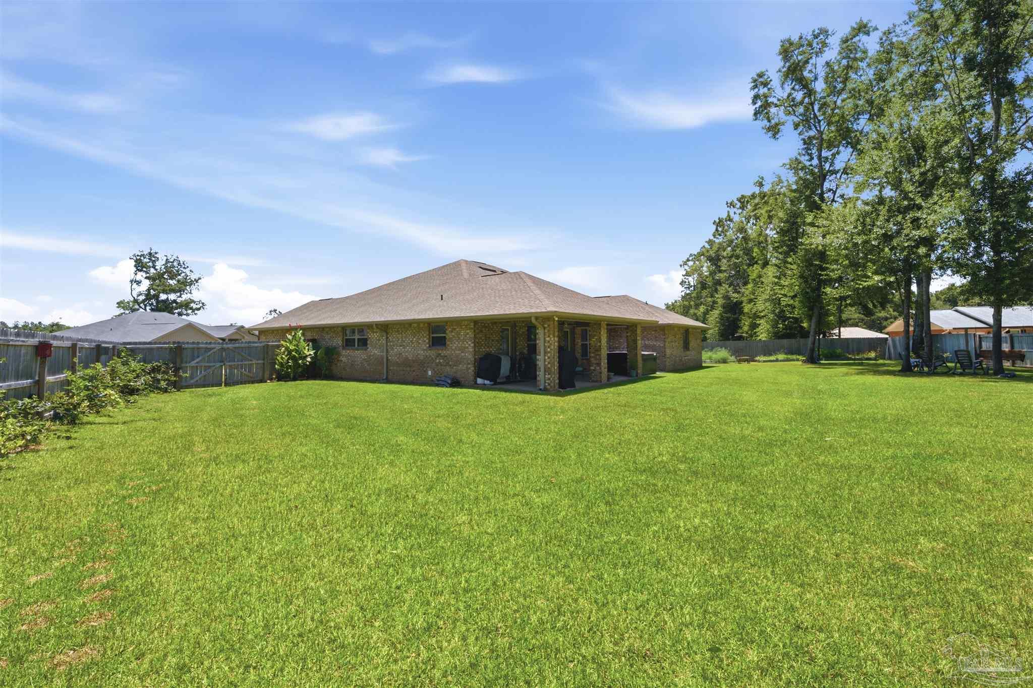 6009 Parsonage Circle Milton, FL 32570 - Photo 5 of 34