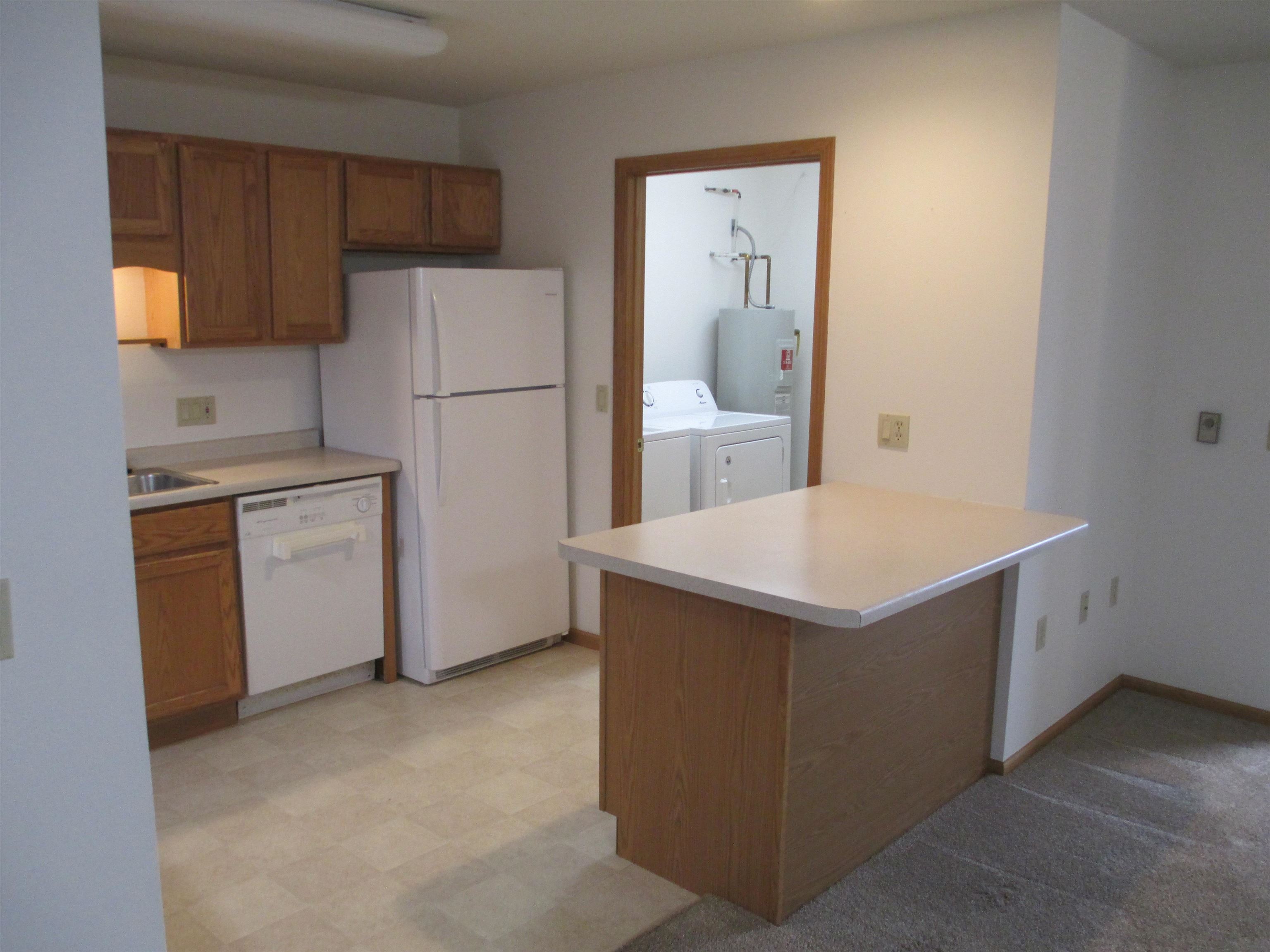 1407 15th Street, Unit 35 Baraboo, WI 53913 - Photo 2 of 11