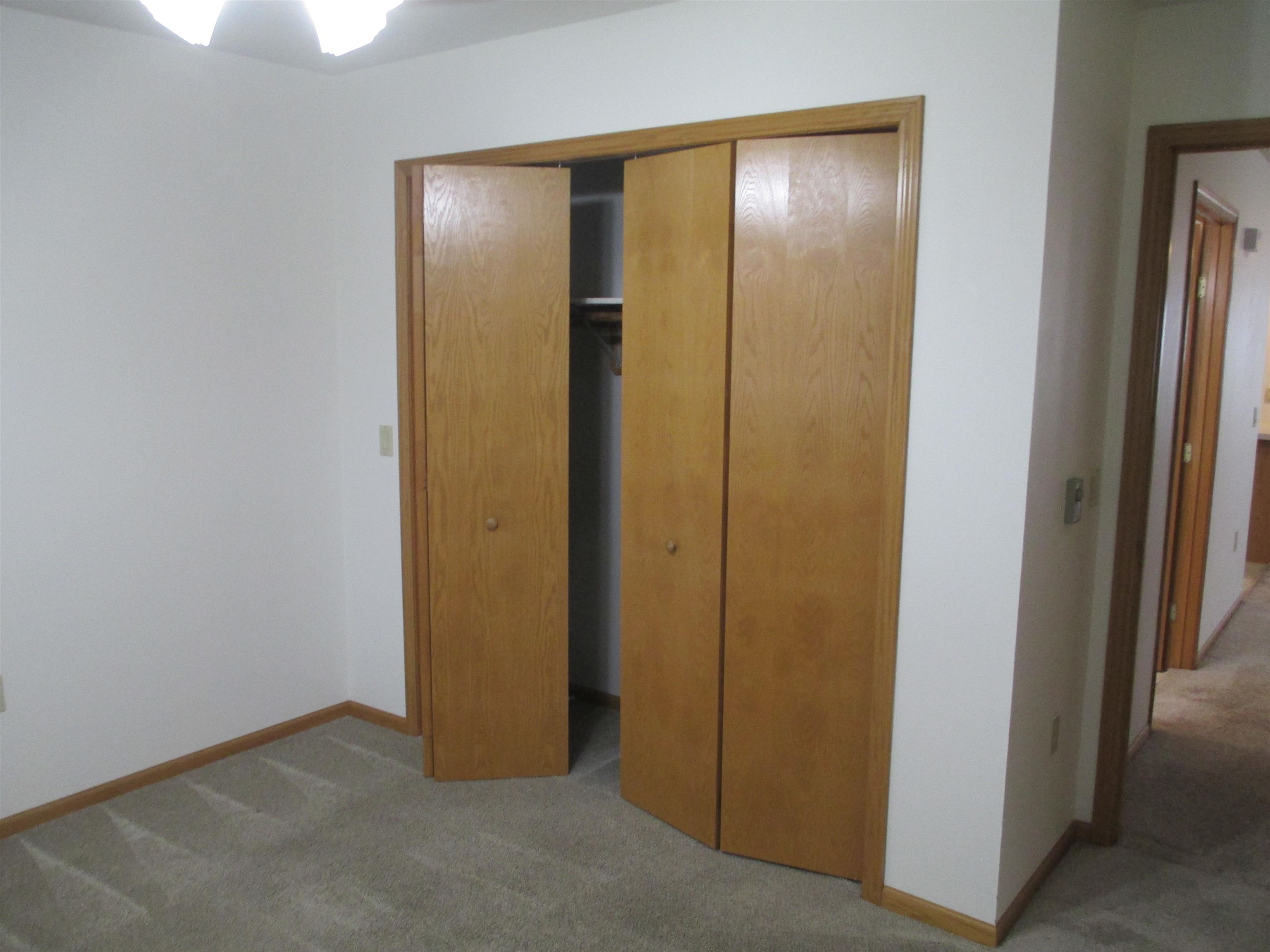 1407 15th Street, Unit 35 Baraboo, WI 53913 - Photo 6 of 11