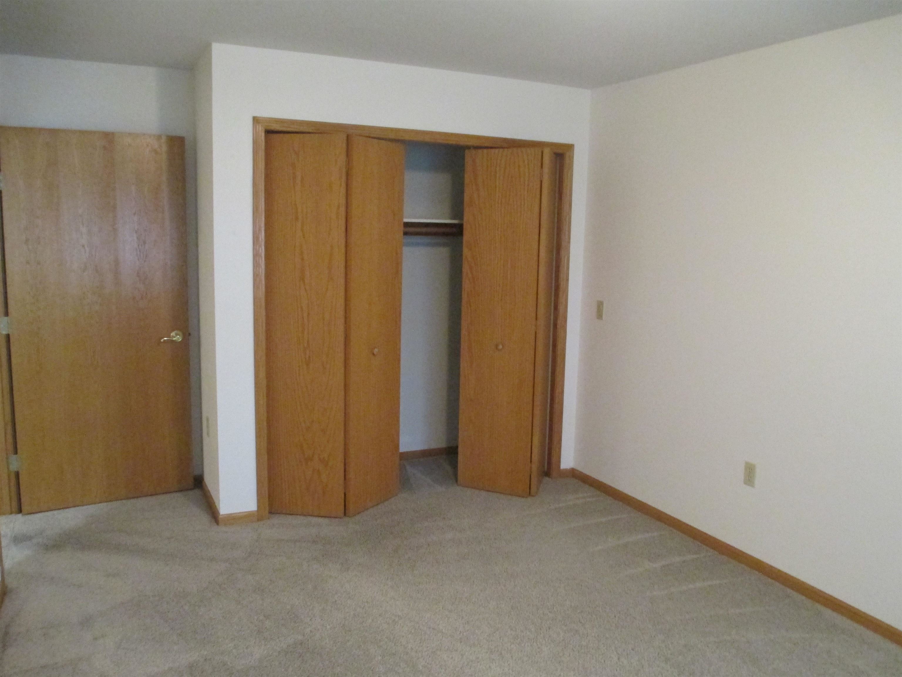1407 15th Street, Unit 35 Baraboo, WI 53913 - Photo 8 of 11