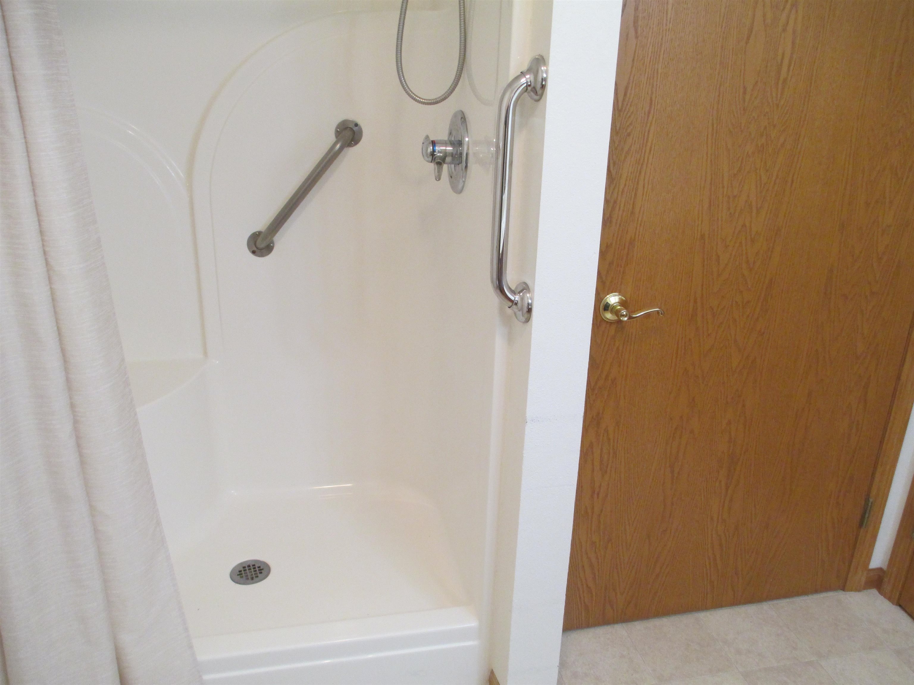 1407 15th Street, Unit 35 Baraboo, WI 53913 - Photo 10 of 11