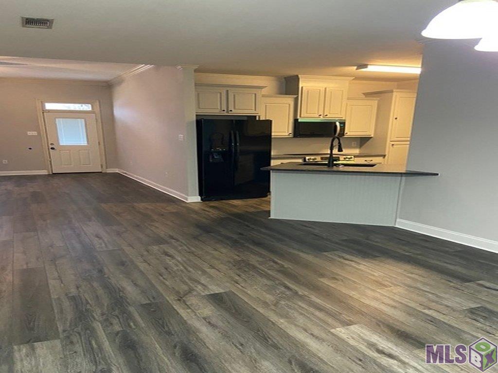 1010 Villa Drive Baton Rouge, LA 70810 - Photo 3 of 6