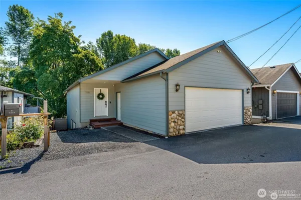 $599,000 | 3116 12th Street, Everett, WA 98201