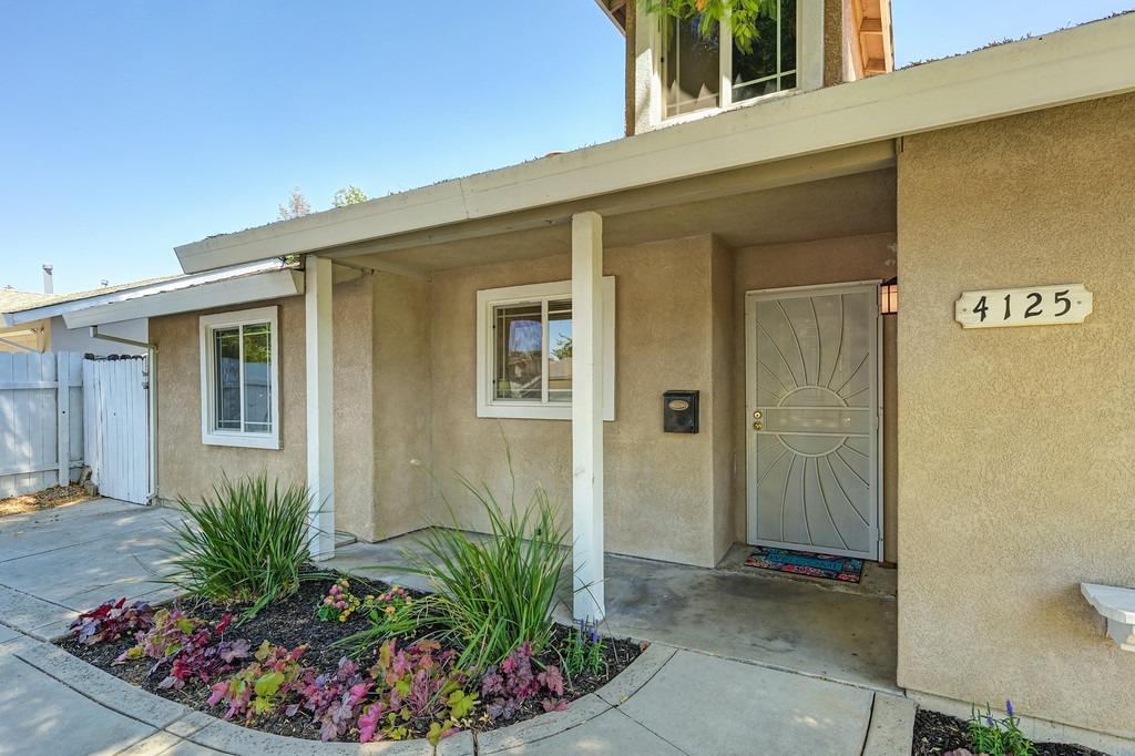 a view of a entryway door of the house