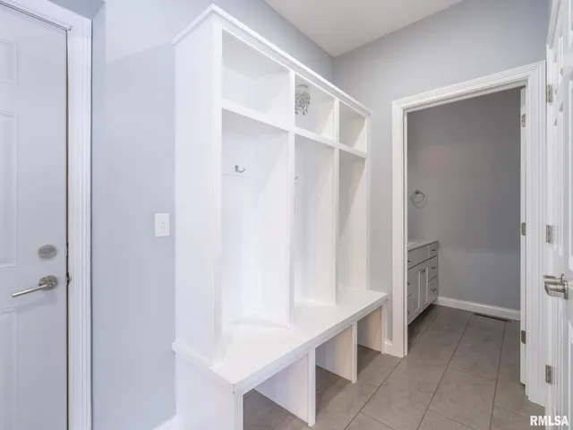 $485,000 | 625 Anne Street, Washington, IL 61571