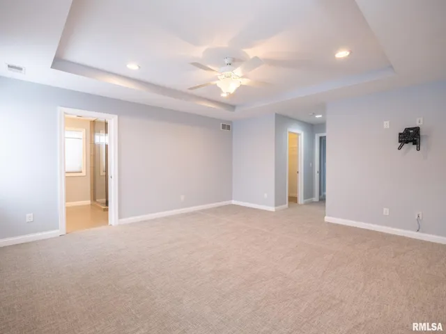 $485,000 | 625 Anne Street, Washington, IL 61571