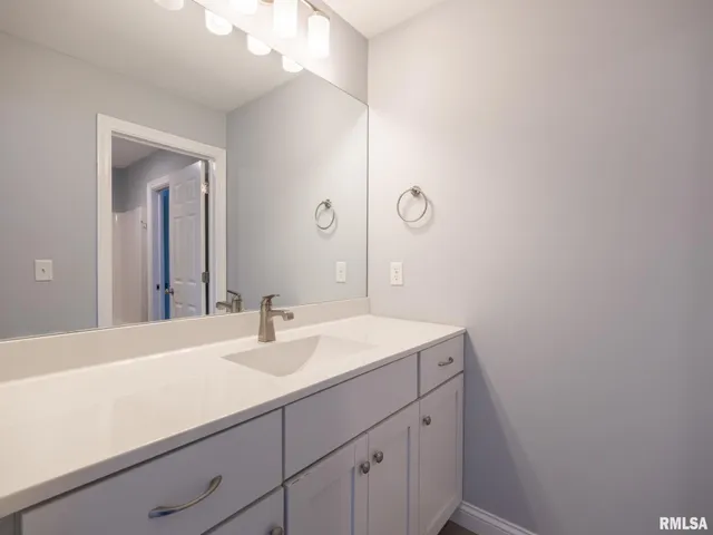 $485,000 | 625 Anne Street, Washington, IL 61571