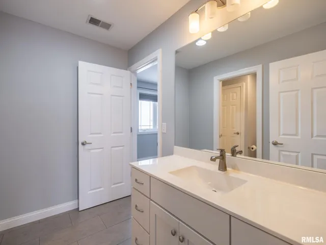 $485,000 | 625 Anne Street, Washington, IL 61571