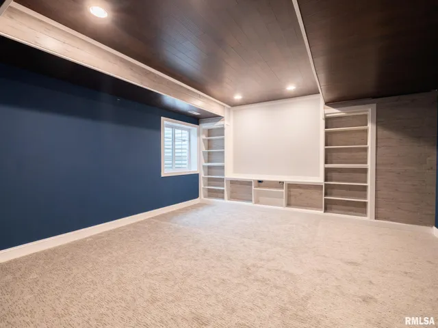 $485,000 | 625 Anne Street, Washington, IL 61571