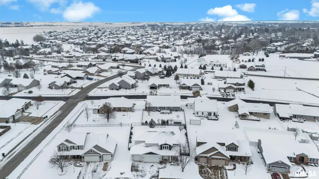 $485,000 | 625 Anne Street, Washington, IL 61571