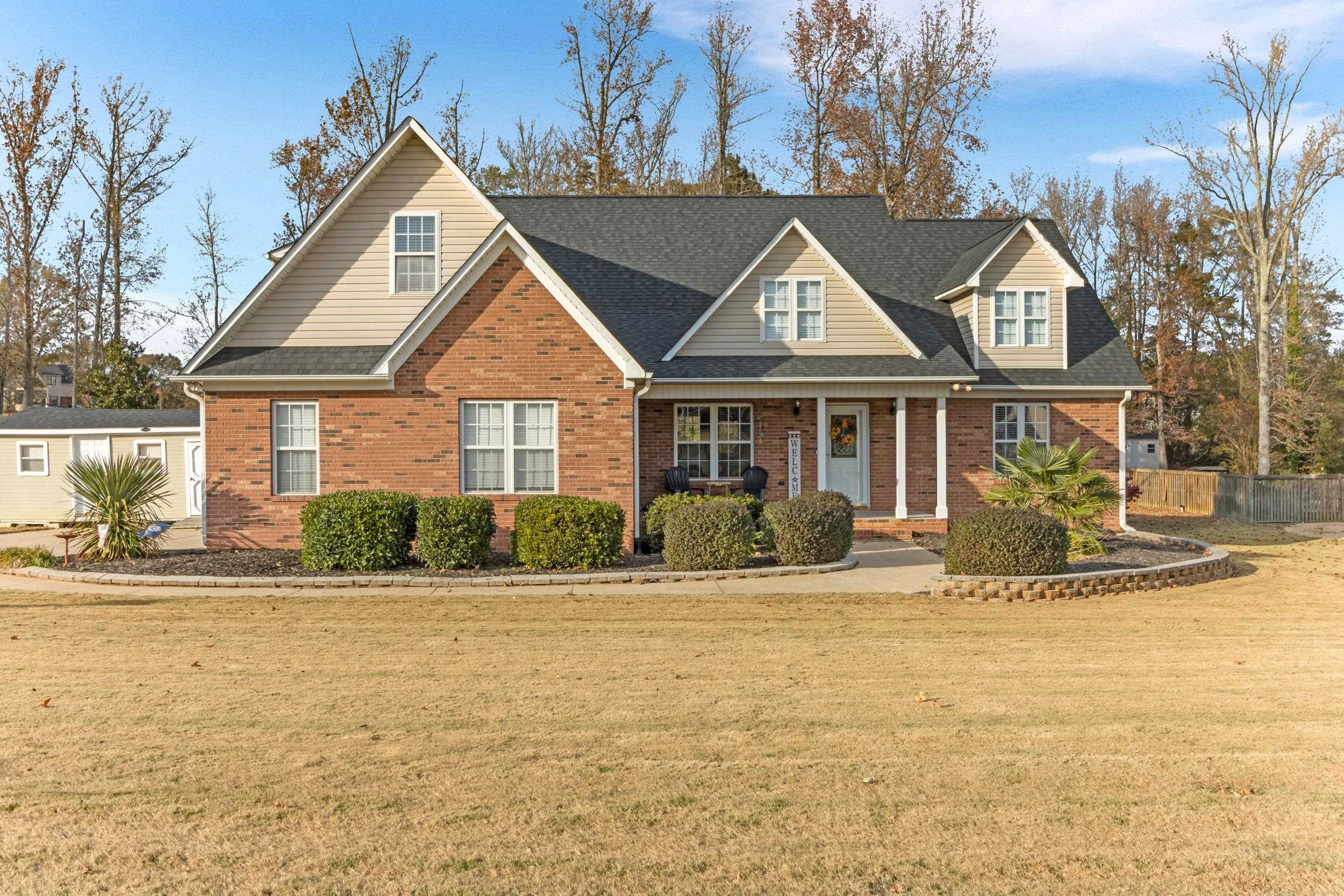 137 Stonehedge Drive Inman, SC 29349 - Photo 1 of 35 Gallery Image 1
