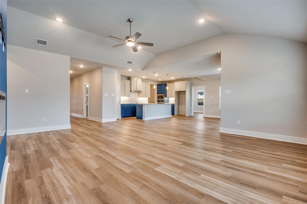 237 Four Roses Drive Waxahachie, TX 75165 - Photo 5 of 25