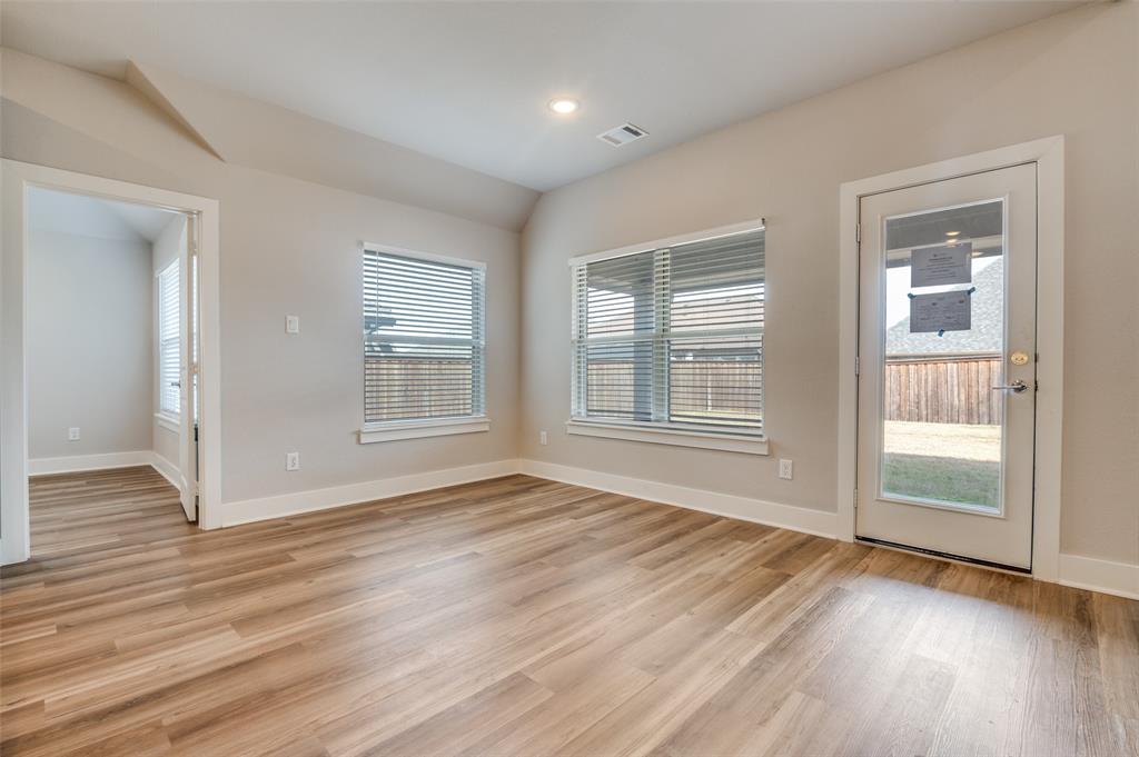 237 Four Roses Drive Waxahachie, TX 75165 - Photo 7 of 25