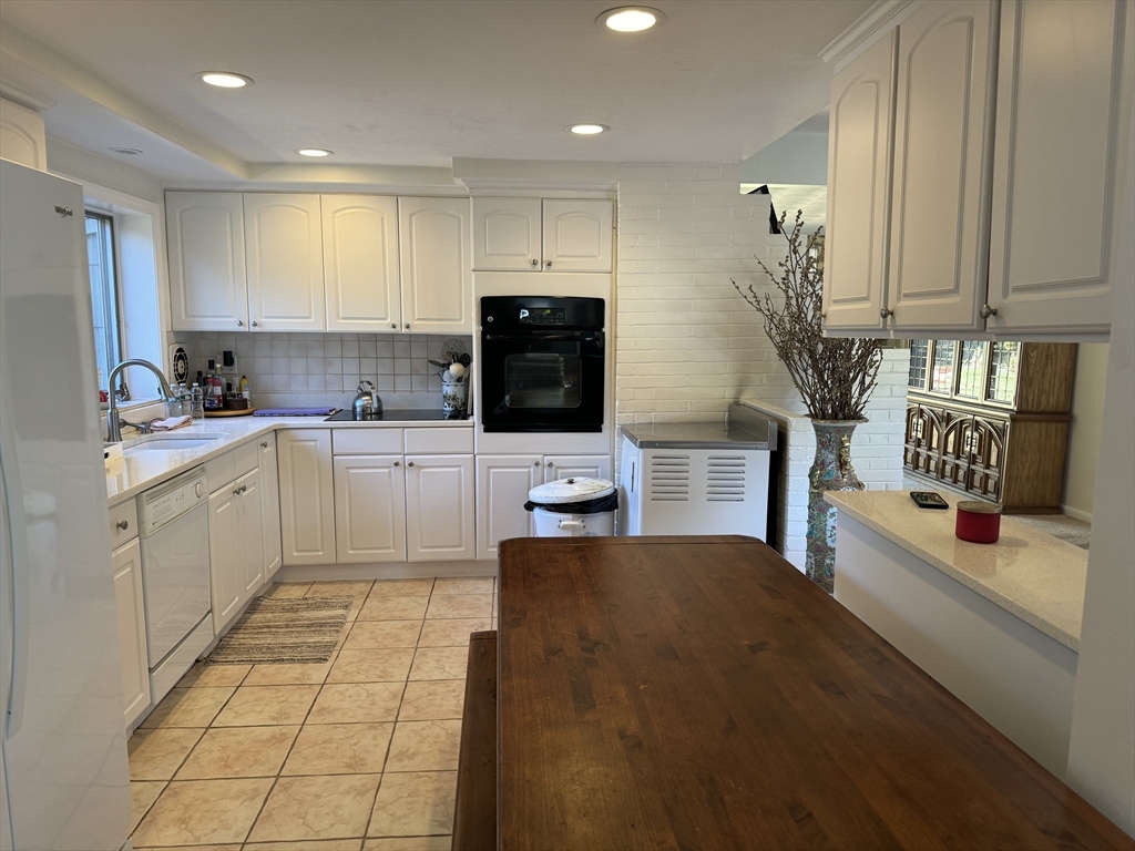 17 Alfred Road Framingham, MA 01701 - Photo 17 of 30 Gallery Image 17