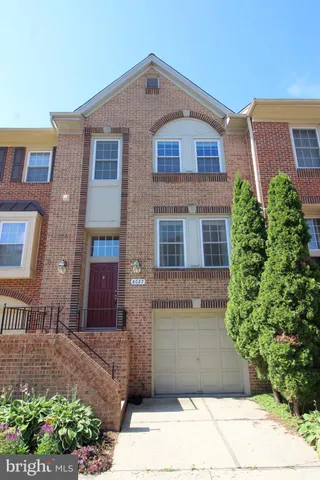 $3,995 | 8027 Merry Oaks Court, Vienna, VA 22182