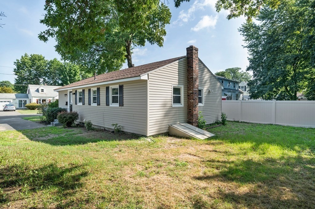 57 Notre Dame Street Springfield, MA 01104 - Photo 25 of 27