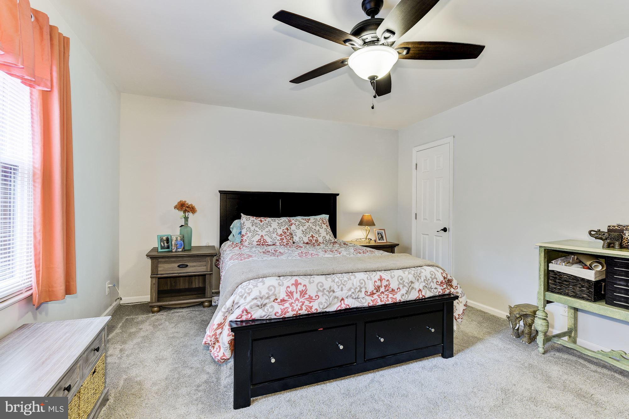 1475 Mt Holly Road, Unit K12 Beverly, NJ 08010 - Photo 18 of 26 Walk In Closet