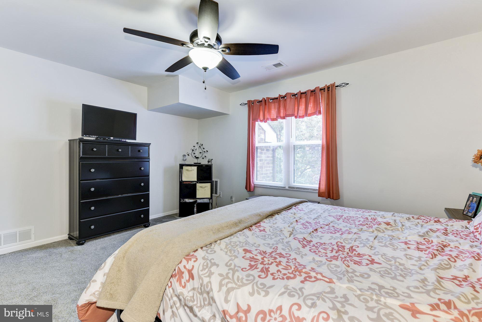 1475 Mt Holly Road, Unit K12 Beverly, NJ 08010 - Photo 19 of 26 Fan on Remote