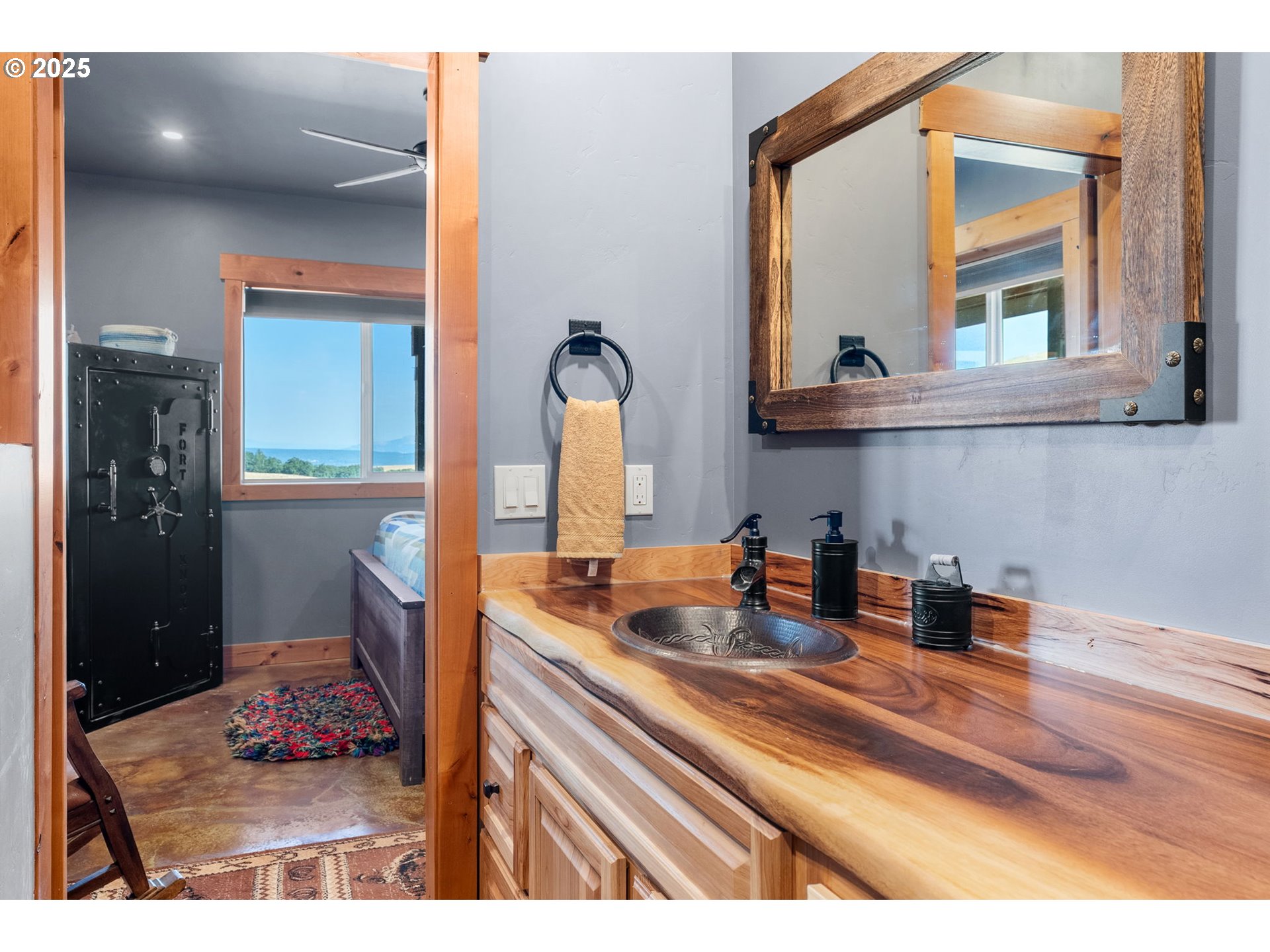 110 Morris Road Lyle, WA 98635 - Photo 17 of 47