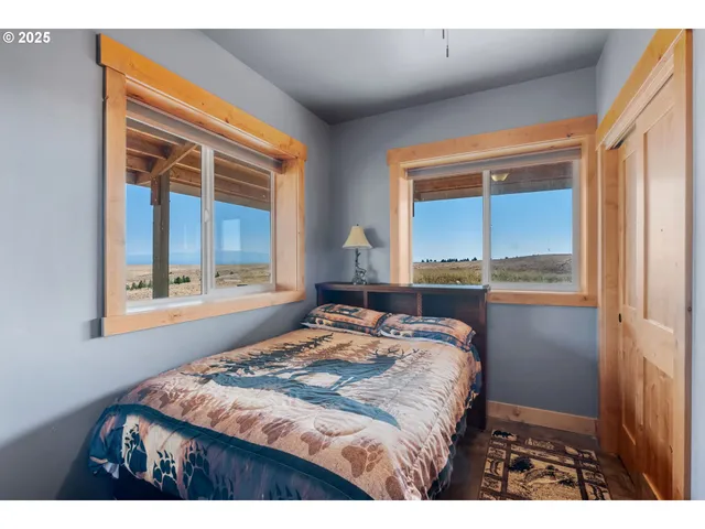 $795,000 | 110 Morris Road, Lyle, WA 98635