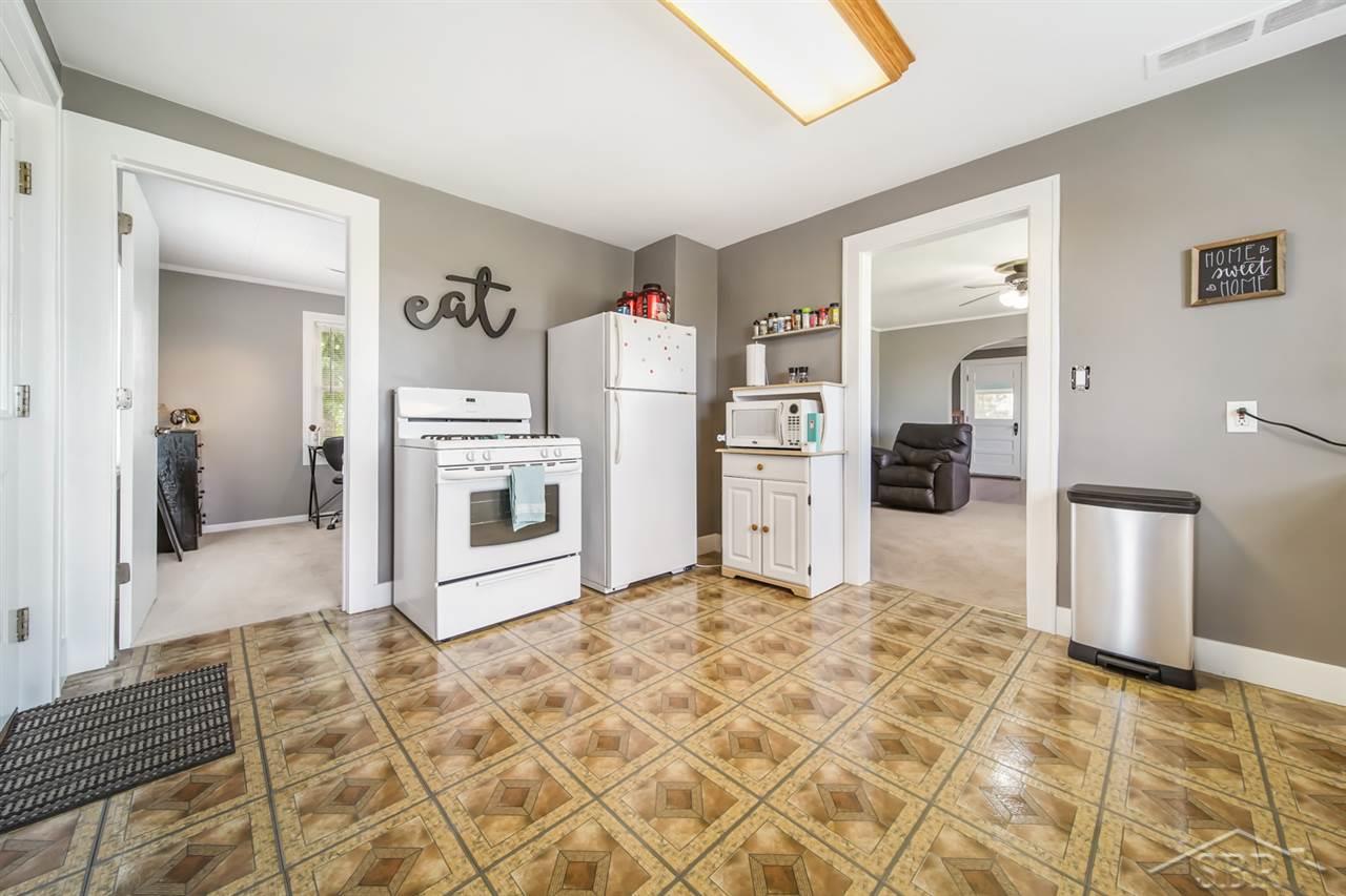 1250 East Townline 14 Road Kawkawlin, MI 48631 - Photo 13 of 28