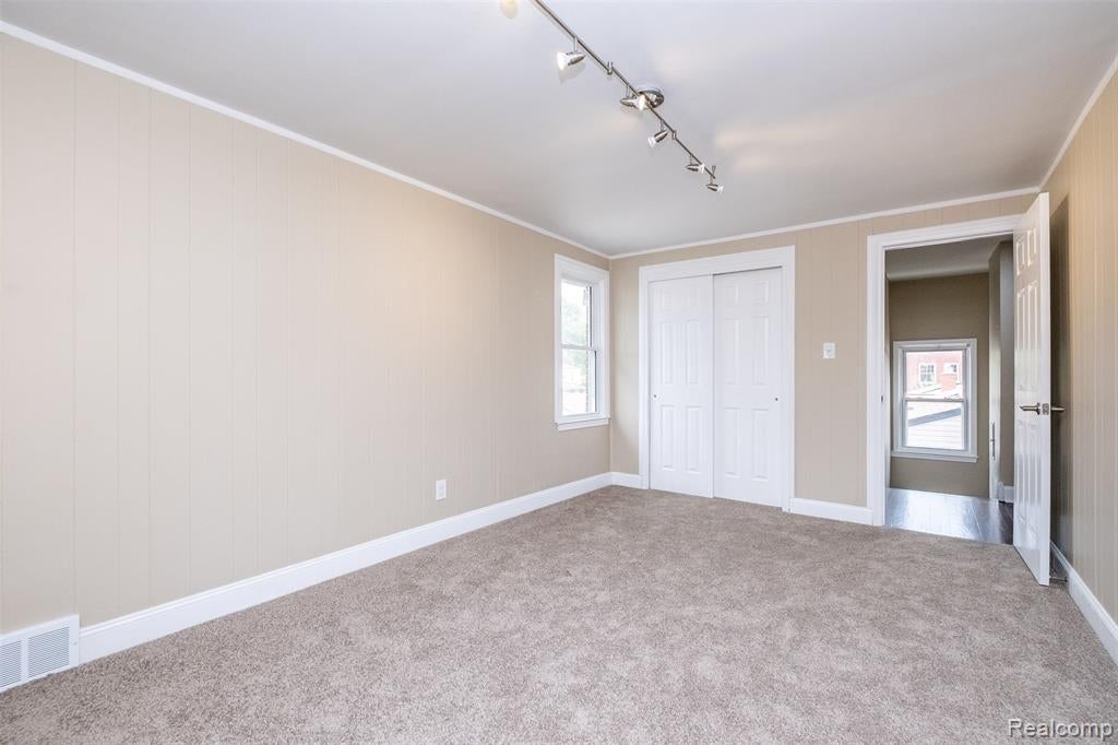 18259 Spring Court South Fraser, MI 48026 - Photo 29 of 51 Gallery Image 29