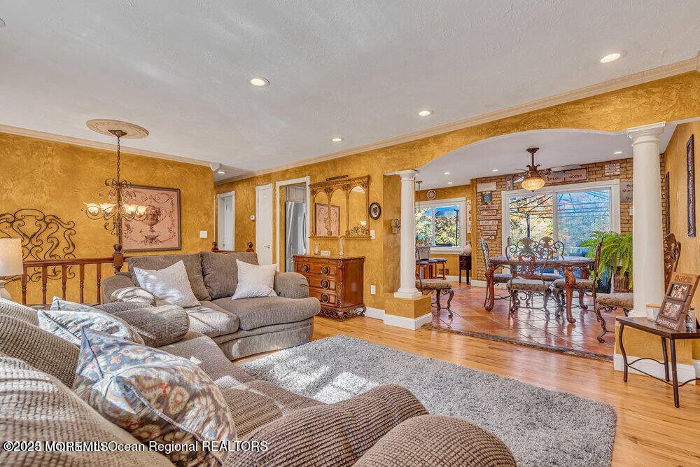 541 Frank Applegate Road Jackson, NJ 08527 - Photo 6 of 49 20221027005516661794000000-o