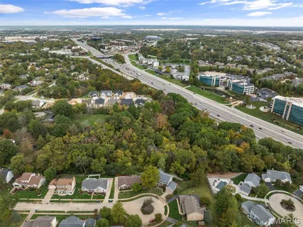 $280,000 | 15000 S Outer 40 Road, Chesterfield, MO 63017